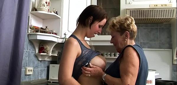  Pussylicked granny orally pleases busty babe